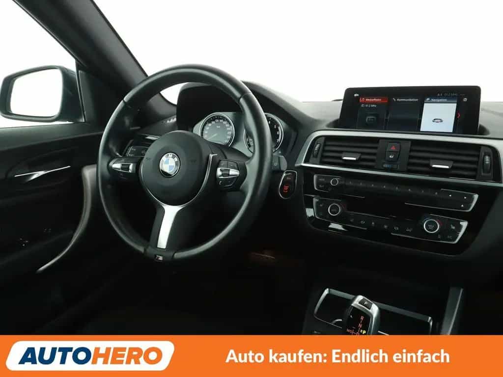 BMW 1 Series 118i Advantage Aut*NAVI*LED*TEMPO*PDC*SHZ* 06/2019-photo-12