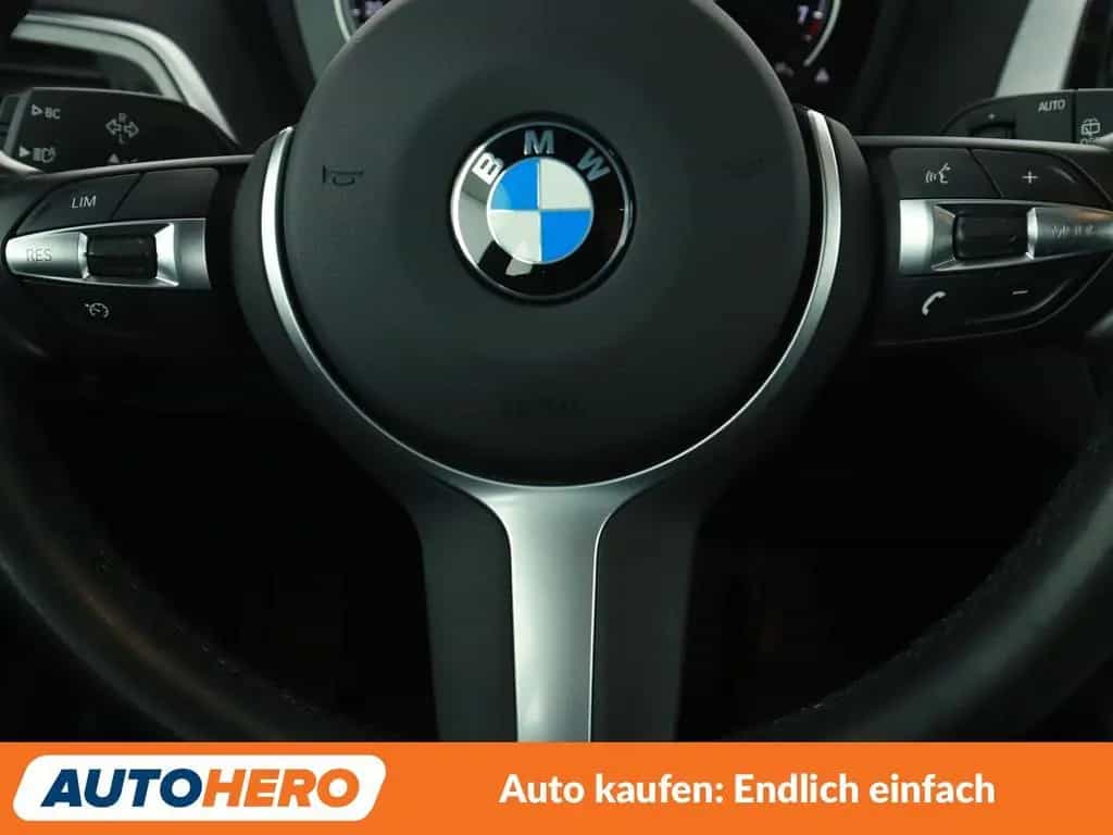BMW 1 Series 118i Advantage Aut*NAVI*LED*TEMPO*PDC*SHZ* 06/2019-photo-18