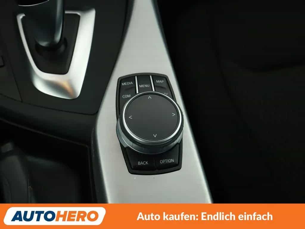 BMW 1 Series 118i Advantage Aut*NAVI*LED*TEMPO*PDC*SHZ* 06/2019-photo-24