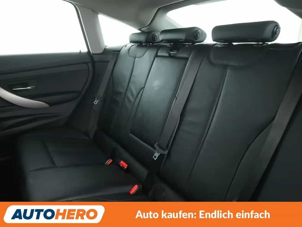 BMW 3 Series 320i GT Advantage Aut.*NAVI*LED*TEMPO*PDC* 04/2018-photo-13