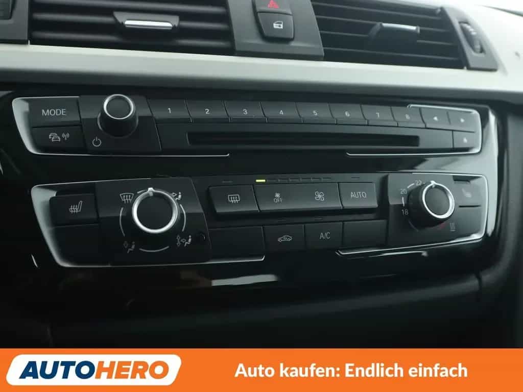 BMW 3 Series 320i GT Advantage Aut.*NAVI*LED*TEMPO*PDC* 04/2018-photo-22