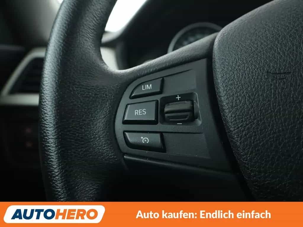 BMW 3 Series 320i GT Advantage Aut.*NAVI*LED*TEMPO*PDC* 04/2018-photo-27