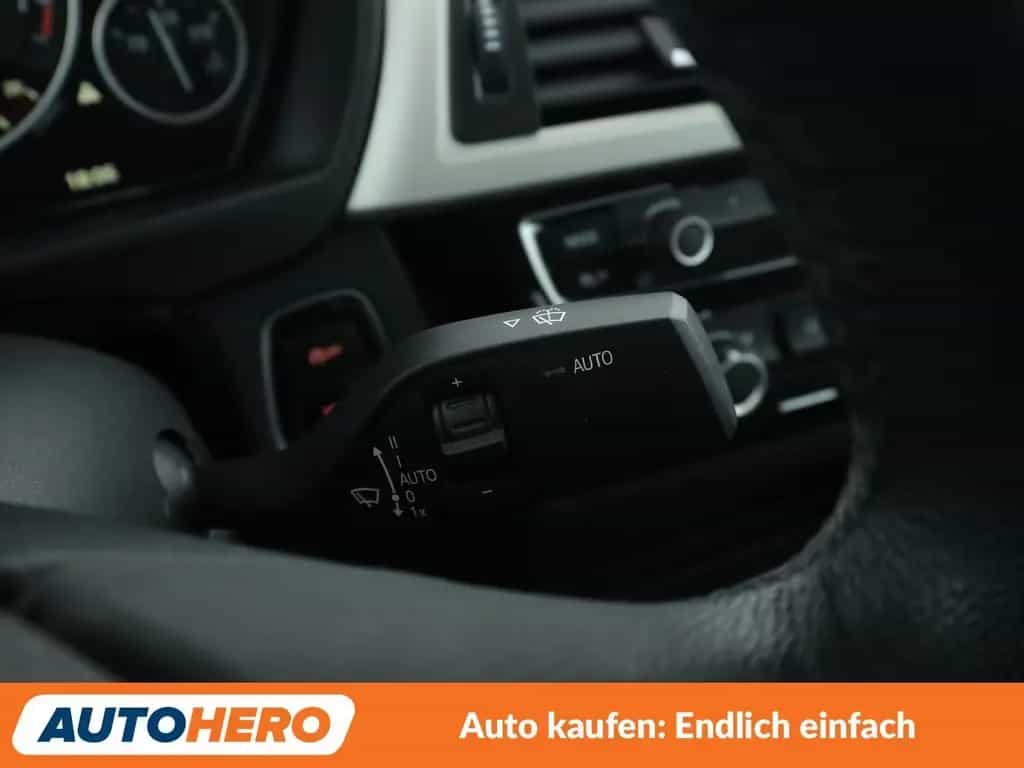 BMW 3 Series 320i GT Advantage Aut.*NAVI*LED*TEMPO*PDC* 04/2018-photo-28