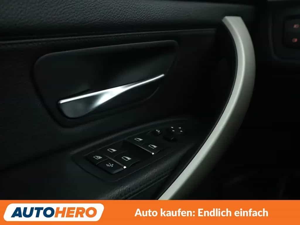 BMW 3 Series 320i GT Advantage Aut.*NAVI*LED*TEMPO*PDC* 04/2018-photo-32