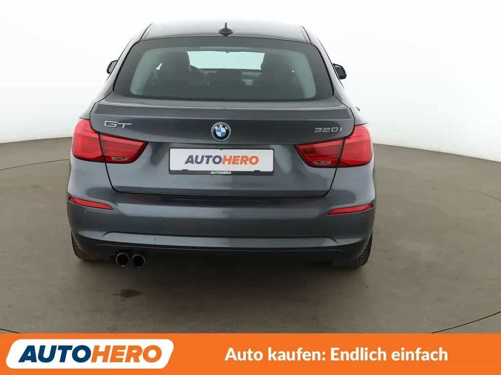 BMW 3 Series 320i GT Advantage Aut.*NAVI*LED*TEMPO*PDC* 04/2018-photo-4