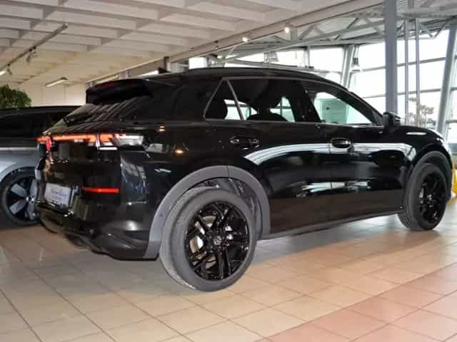 Volkswagen T-Roc 1.5 eTSI DSG R-Line Black Style IQ ALU 19" 01/2026-photo-3