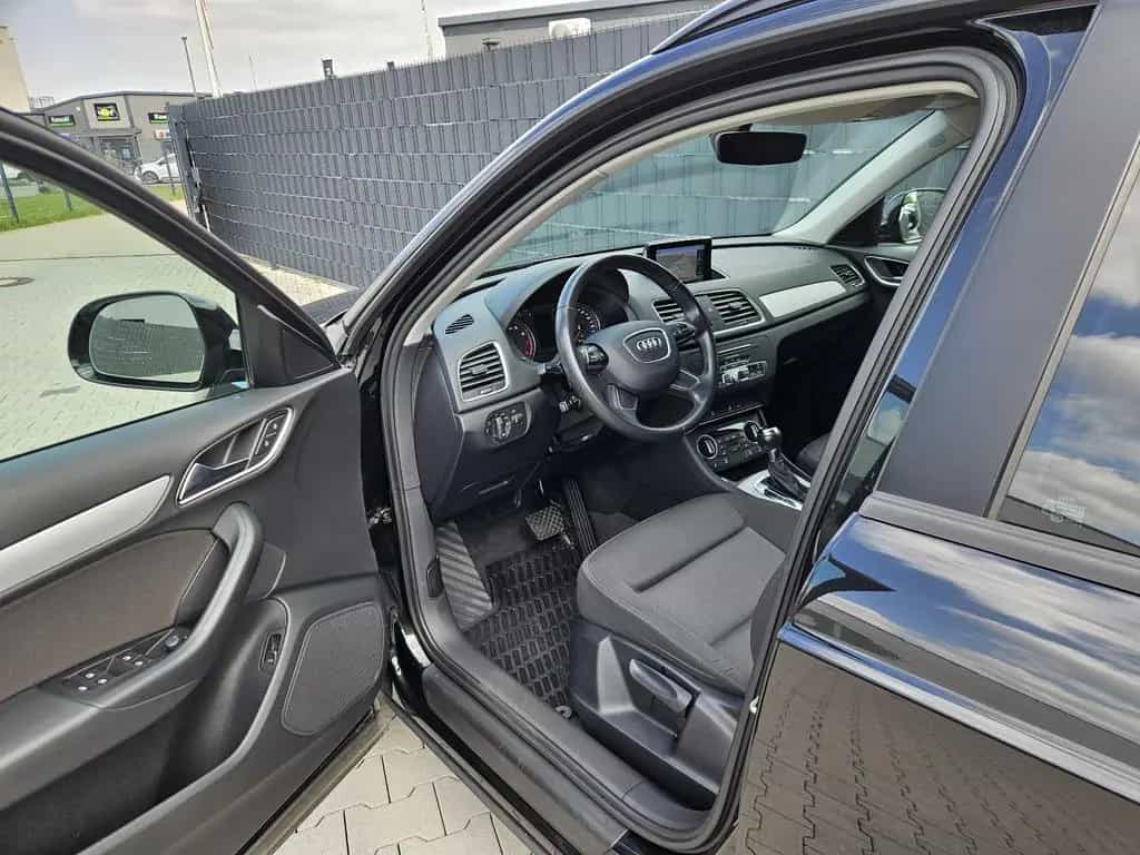 Audi Q3 1.4 TFSI S tronic Sport NAV SHZ APS AHK LED 07/2017-photo-8