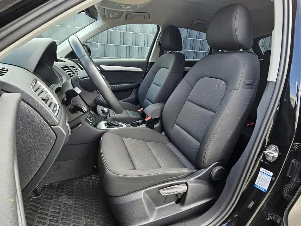 Audi Q3 1.4 TFSI S tronic Sport NAV SHZ APS AHK LED 07/2017-photo-10