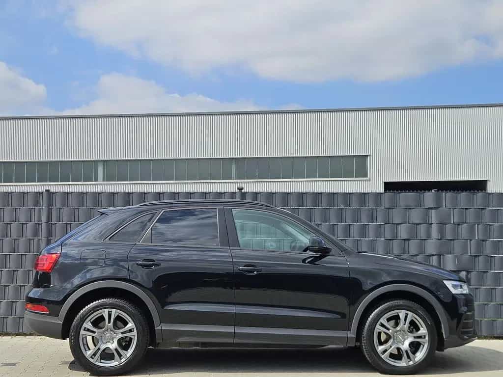 Audi Q3 1.4 TFSI S tronic Sport NAV SHZ APS AHK LED 07/2017-photo-3