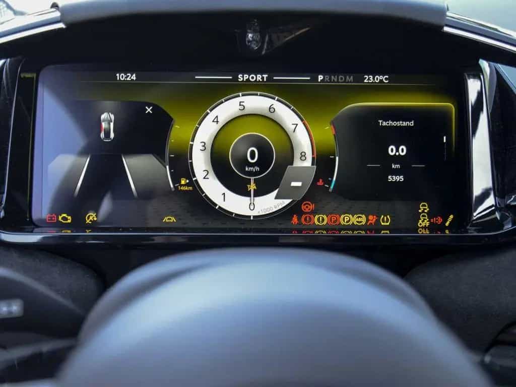 Aston Martin V8 Vantage Coupe 11/2024-photo-11