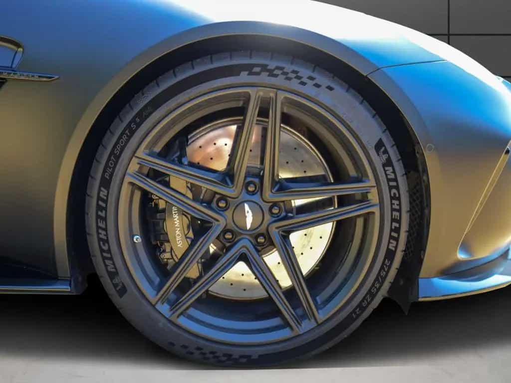 Aston Martin V8 Vantage Coupe 11/2024-photo-8