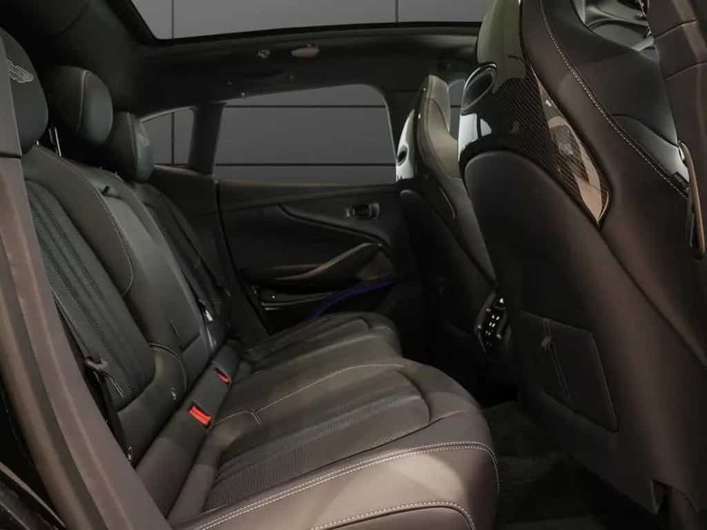 Aston Martin DBX707 MJ 25 09/2025-photo-20