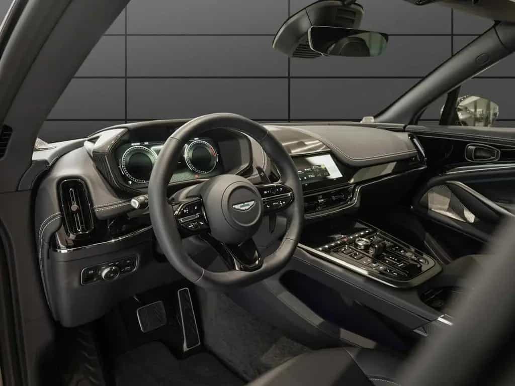 Aston Martin DBX707 MJ 25 09/2025-photo-7