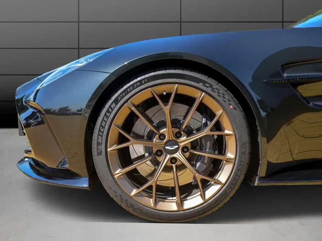 Aston Martin V8 Vantage Coupe null-photo-5