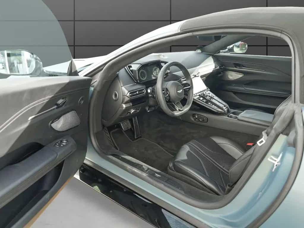 Aston Martin V8 Vantage Roadster ++NP. 283.000€++ 09/2025-photo-10