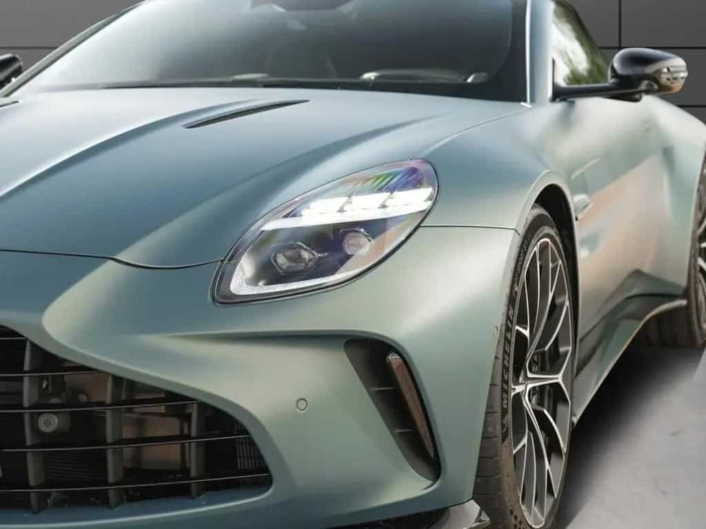 Aston Martin V8 Vantage Roadster ++NP. 283.000€++ 09/2025-photo-27