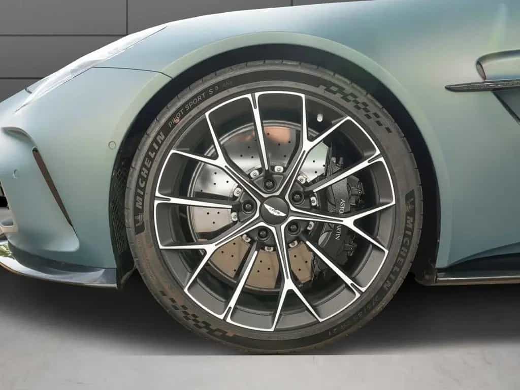 Aston Martin V8 Vantage Roadster ++NP. 283.000€++ 09/2025-photo-29