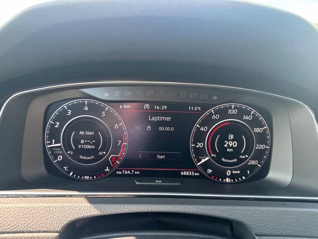 Volkswagen Golf VII GTI 6Gang ACC DIGITALTACHO LED AMBIENTE 07/2018-photo-6