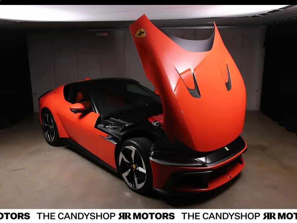 Ferrari 12 Cilindri *Sonderfarbe*NEUWAGEN*Mega_Spec* 04/2025-photo-12