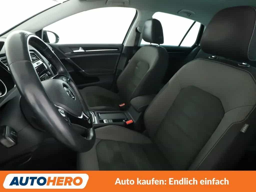 Volkswagen Golf VII 1.4 TSI Highline BMT Aut.*LED*ACC*PDC* 04/2017-photo-8