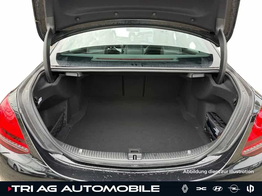 Mercedes-Benz C-Class 300 AMG Line AHK-schwenkbar Business-Plus-Pake 10/2018-photo-11