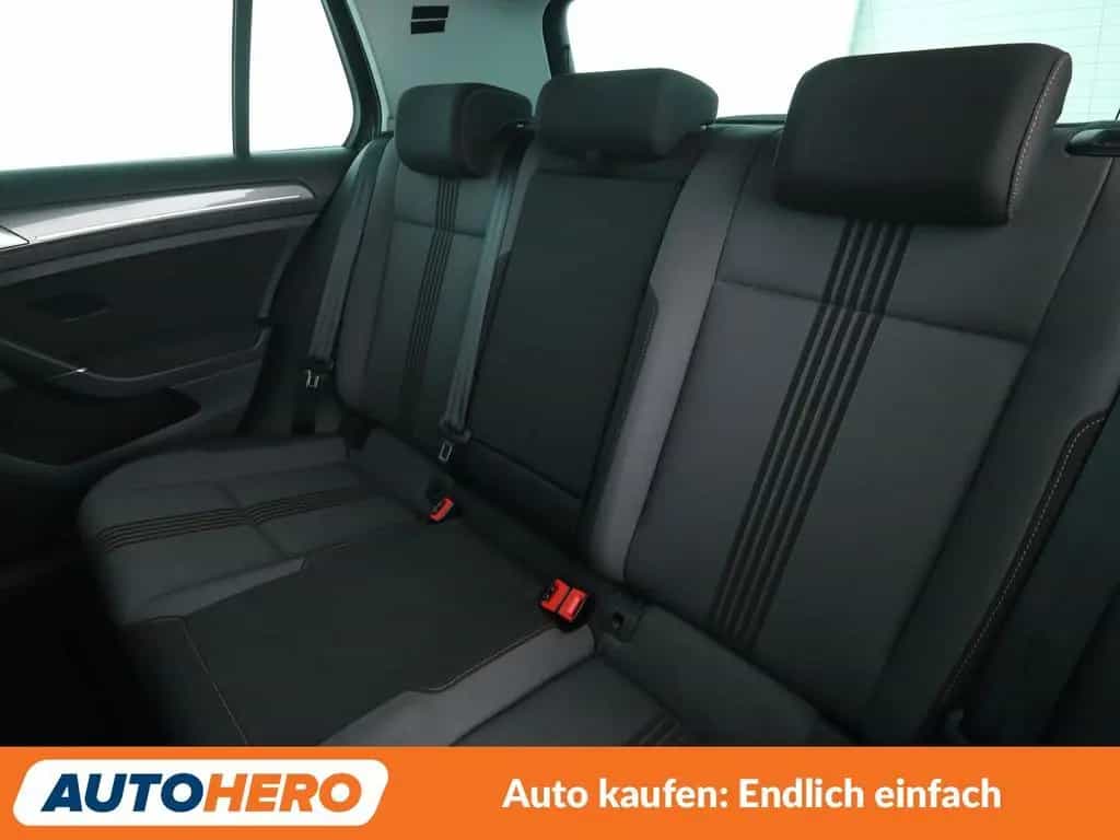 Volkswagen Golf VII 1.2 TSI Allstar BMT*NAVI*PDC*SHZ*KLIMA* 03/2016-photo-13