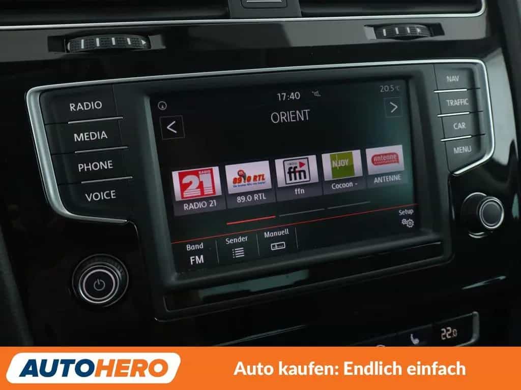 Volkswagen Golf VII 1.2 TSI Allstar BMT*NAVI*PDC*SHZ*KLIMA* 03/2016-photo-20
