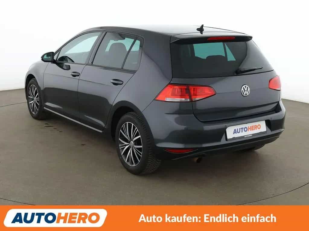 Volkswagen Golf VII 1.2 TSI Allstar BMT*NAVI*PDC*SHZ*KLIMA* 03/2016-photo-3