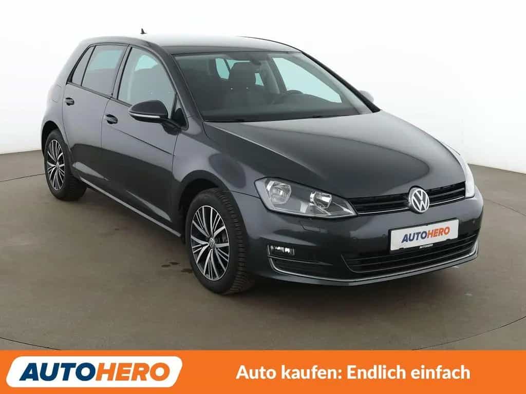 Volkswagen Golf VII 1.2 TSI Allstar BMT*NAVI*PDC*SHZ*KLIMA* 03/2016-photo-7