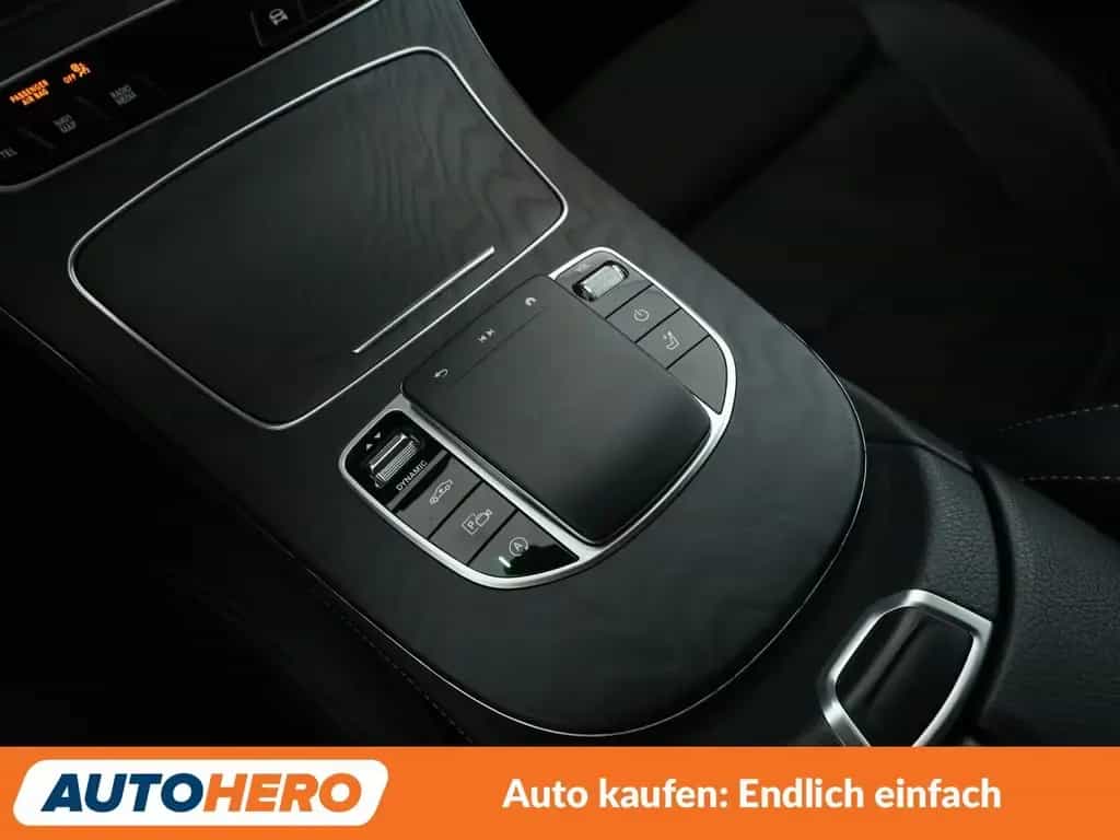 Mercedes-Benz E 200 d T AMG Line Aut.*NAV*TEMP*CAM*PDC*SHZ*ALU 02/2022-photo-26