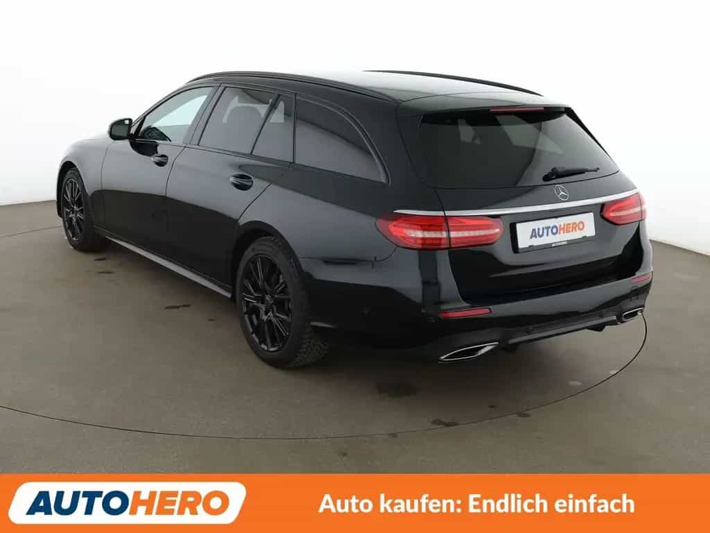 Mercedes-Benz E 200 d T AMG Line Aut.*NAV*TEMP*CAM*PDC*SHZ*ALU 02/2022-photo-3