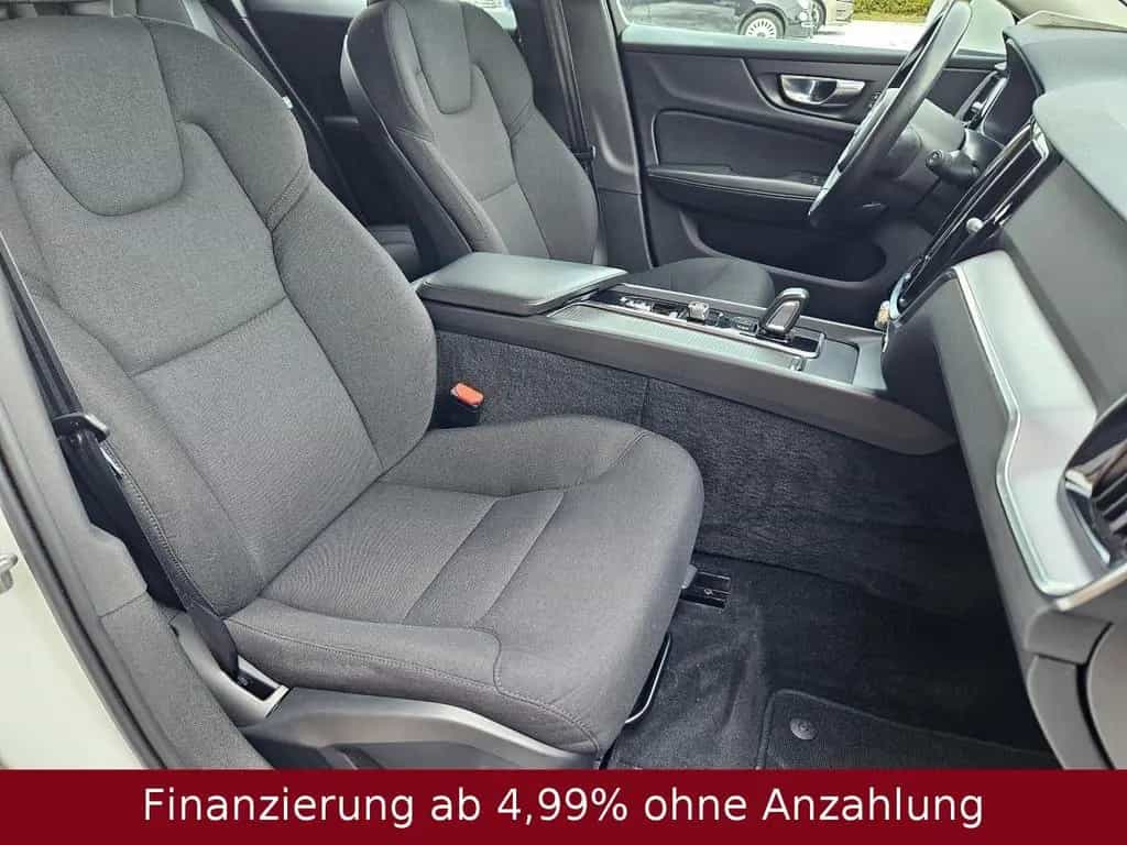 Volvo V60 Kombi 2.0 Momentum Pro | TüV neu 12/2020-photo-14