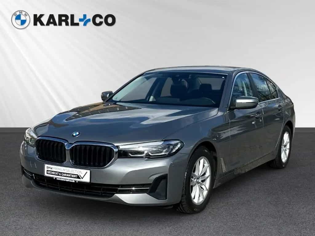 BMW 5 Series 520 d Limousine Sportsitze Alarm Lordosenstütze 06/2023-photo-0