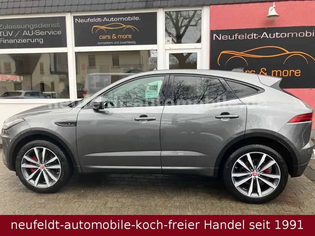 Jaguar E-Pace R-Dynamic S Performance Pano Matrix AHK 08/2020-photo-3