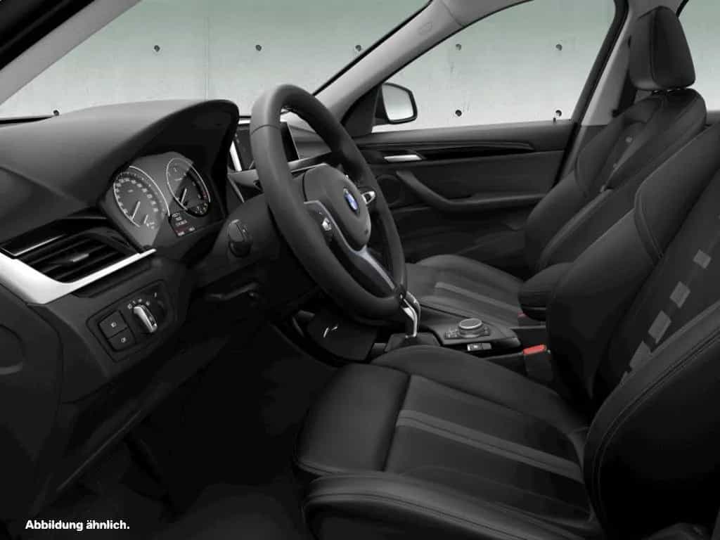 BMW X1 sDrive18d Sport Line "AHK Navi Head-Up HiFi 1 02/2019-photo-2