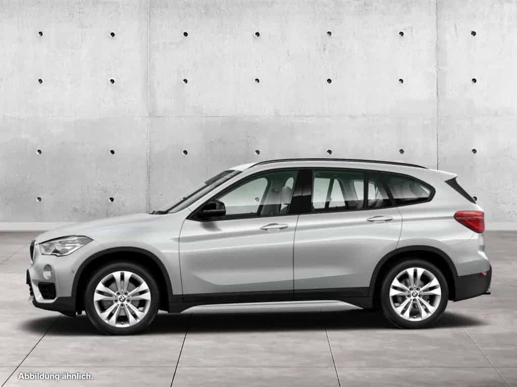 BMW X1 sDrive18d Sport Line "AHK Navi Head-Up HiFi 1 02/2019-photo-5