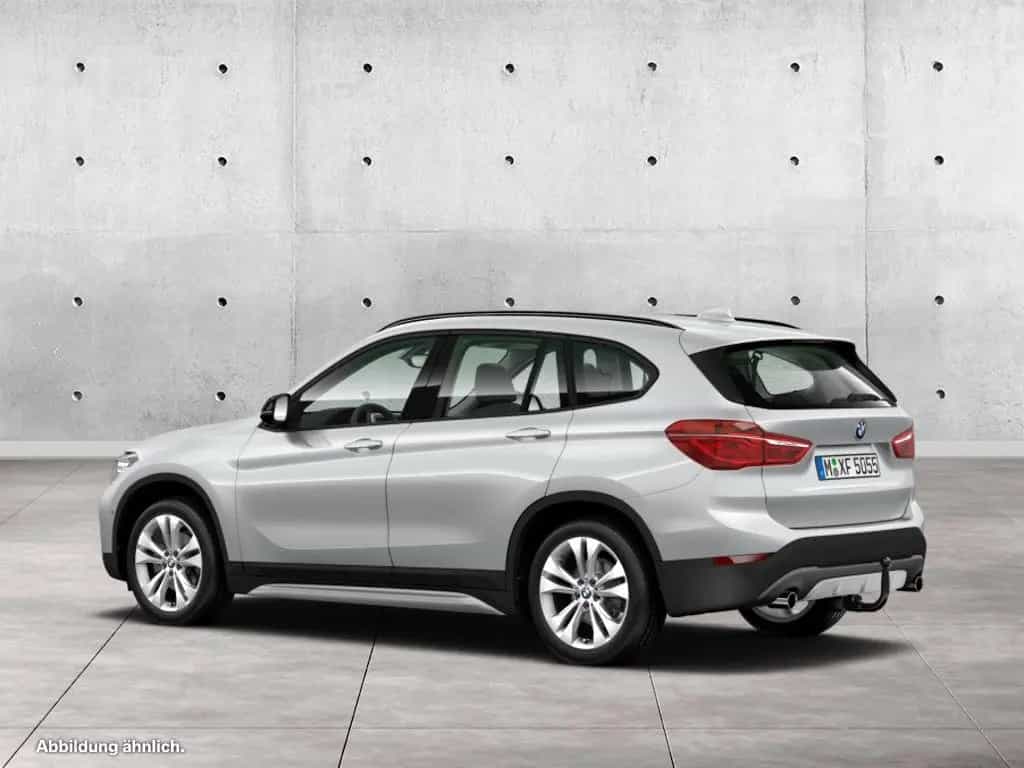 BMW X1 sDrive18d Sport Line "AHK Navi Head-Up HiFi 1 02/2019-photo-6