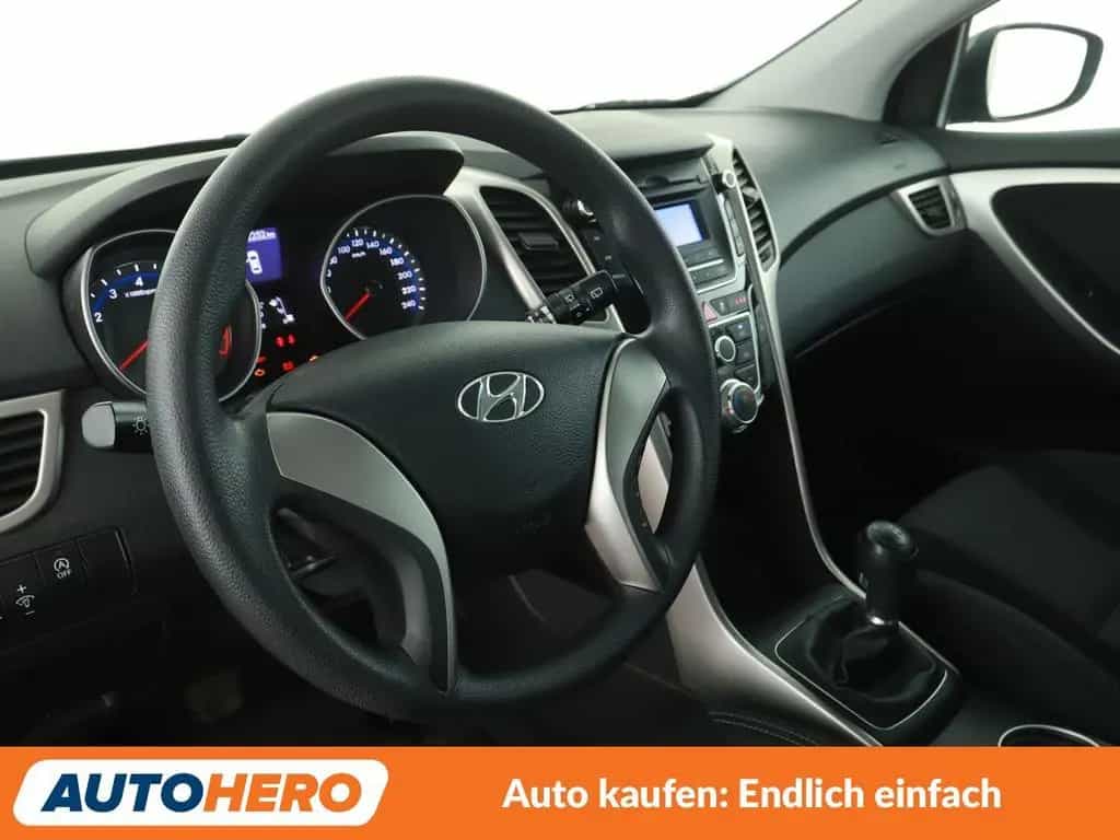 Hyundai i30 1.4 Classic Blue *KLIMA*GARANTIE*START/STOP* 05/2017-photo-10