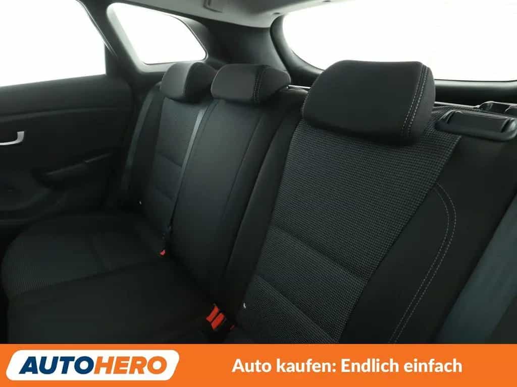 Hyundai i30 1.4 Classic Blue *KLIMA*GARANTIE*START/STOP* 05/2017-photo-13