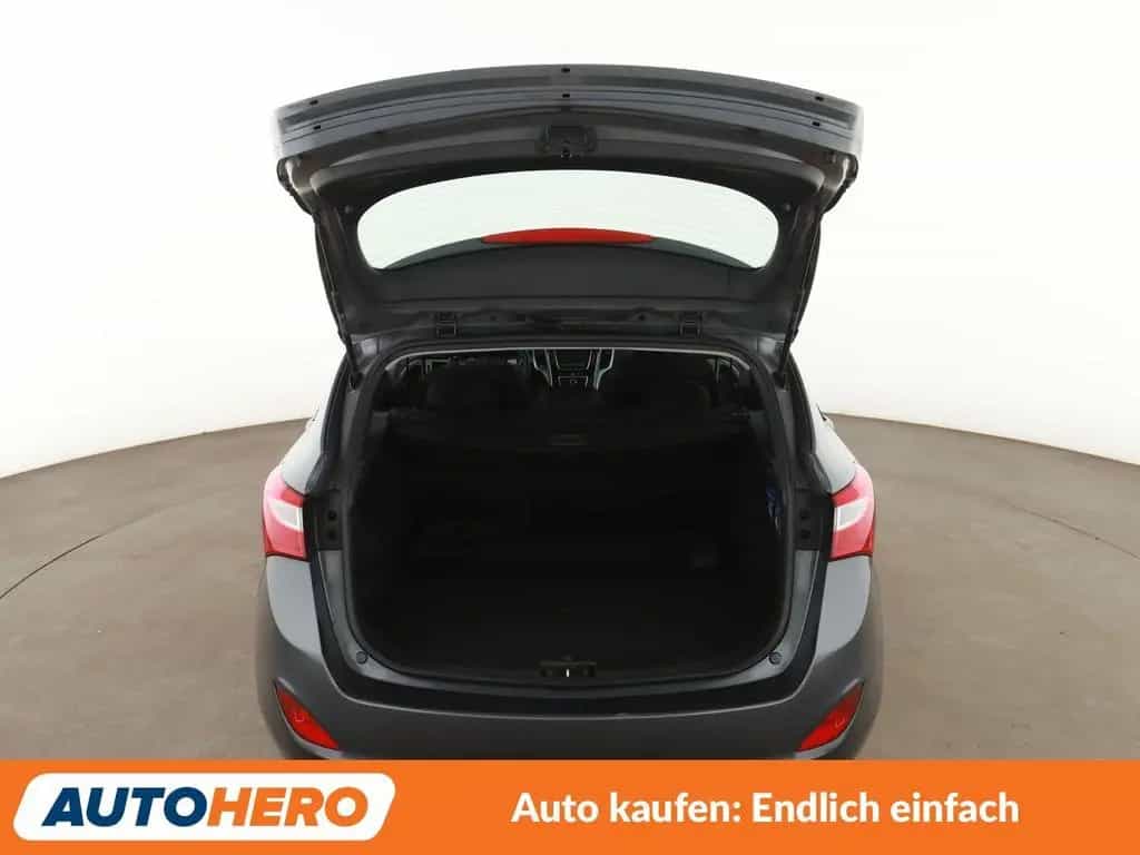 Hyundai i30 1.4 Classic Blue *KLIMA*GARANTIE*START/STOP* 05/2017-photo-16