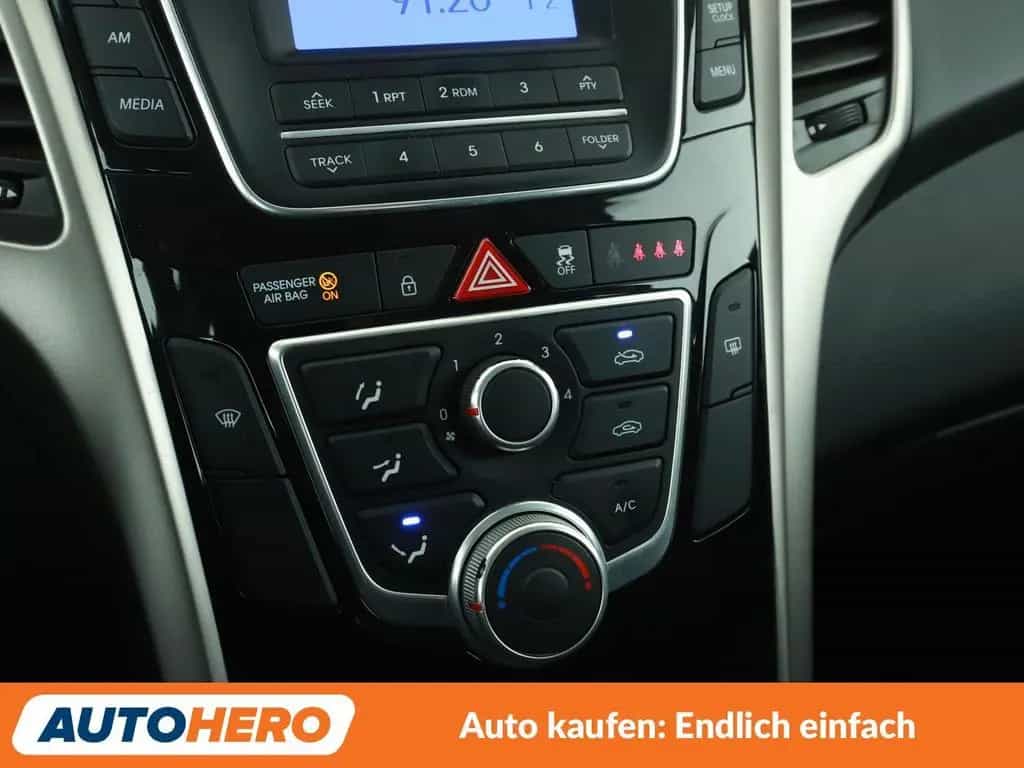 Hyundai i30 1.4 Classic Blue *KLIMA*GARANTIE*START/STOP* 05/2017-photo-21