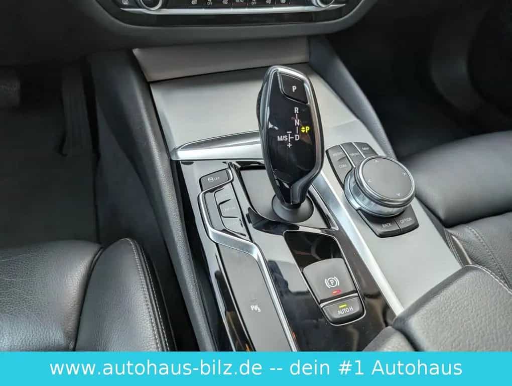 BMW 5 Series 530i Touring xDrive Sport Line*Hud*Business*Lede 10/2018-photo-18