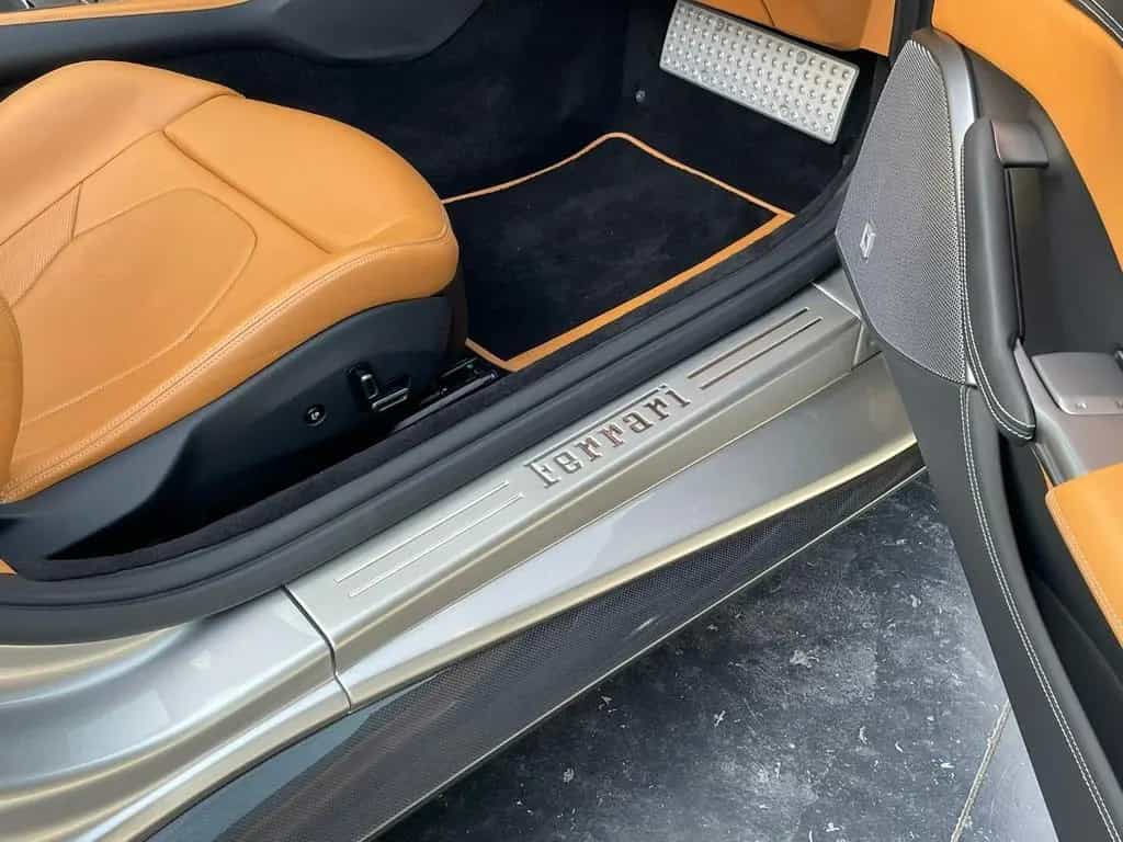 Ferrari Portofino V8 12/2019-photo-16