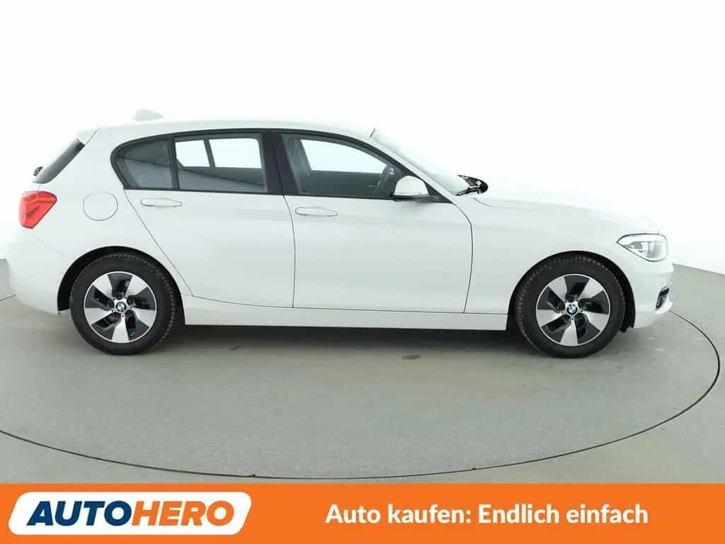 BMW 118 i Sport Line Aut.*NAVI*LED*TEMPO*PDC*SHZ* 06/2019-photo-6