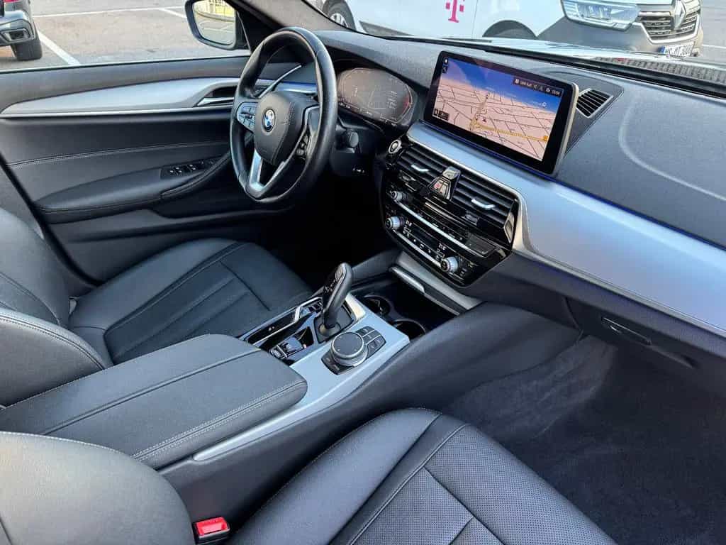 BMW 5 Series 520 d Aut. AHK/LEDER/LED/NAVI/KAMERA/ALU 02/2022-photo-11