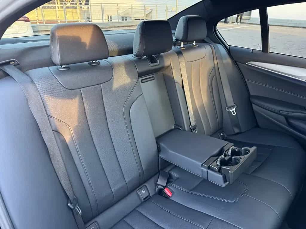 BMW 5 Series 520 d Aut. AHK/LEDER/LED/NAVI/KAMERA/ALU 02/2022-photo-12