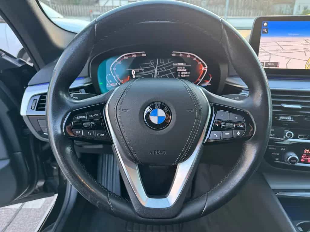 BMW 5 Series 520 d Aut. AHK/LEDER/LED/NAVI/KAMERA/ALU 02/2022-photo-21