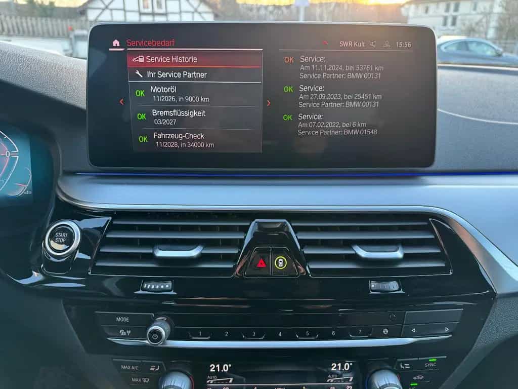 BMW 5 Series 520 d Aut. AHK/LEDER/LED/NAVI/KAMERA/ALU 02/2022-photo-28