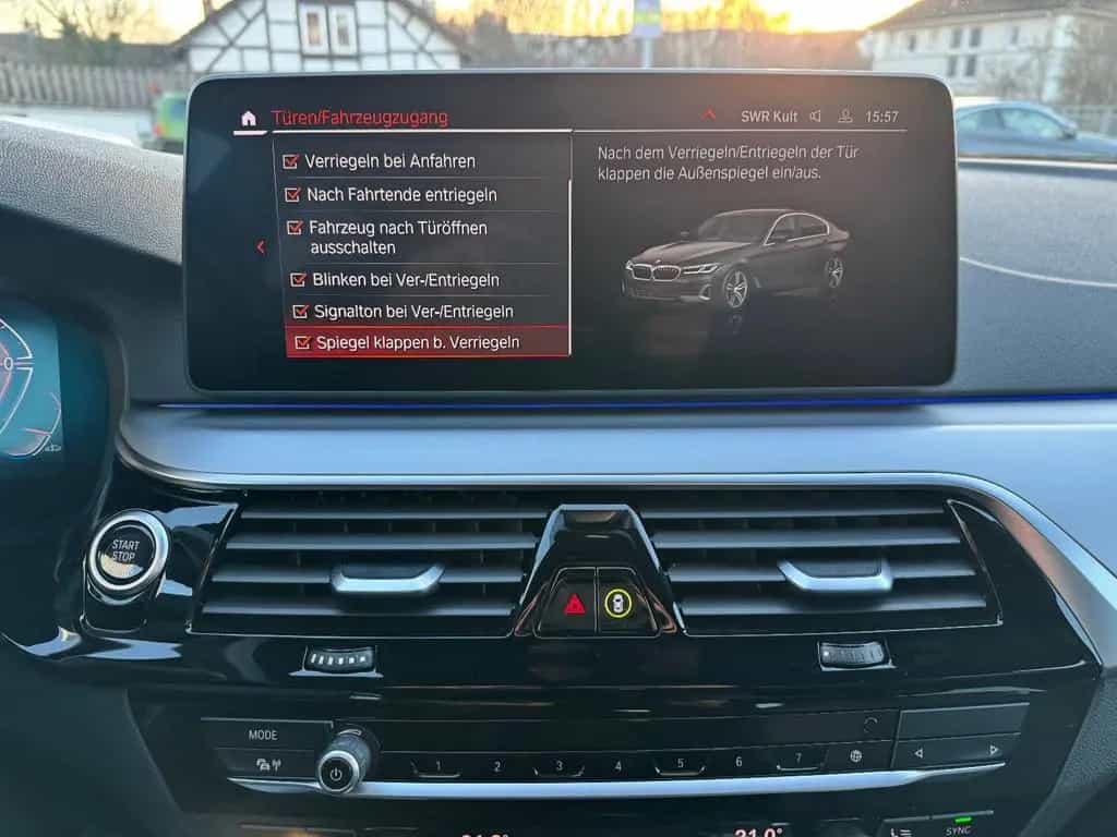 BMW 5 Series 520 d Aut. AHK/LEDER/LED/NAVI/KAMERA/ALU 02/2022-photo-31