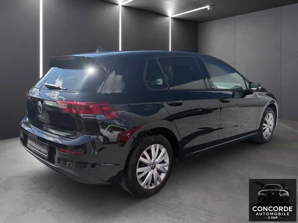 Volkswagen Golf VIII Lim. United 10/2020-photo-3
